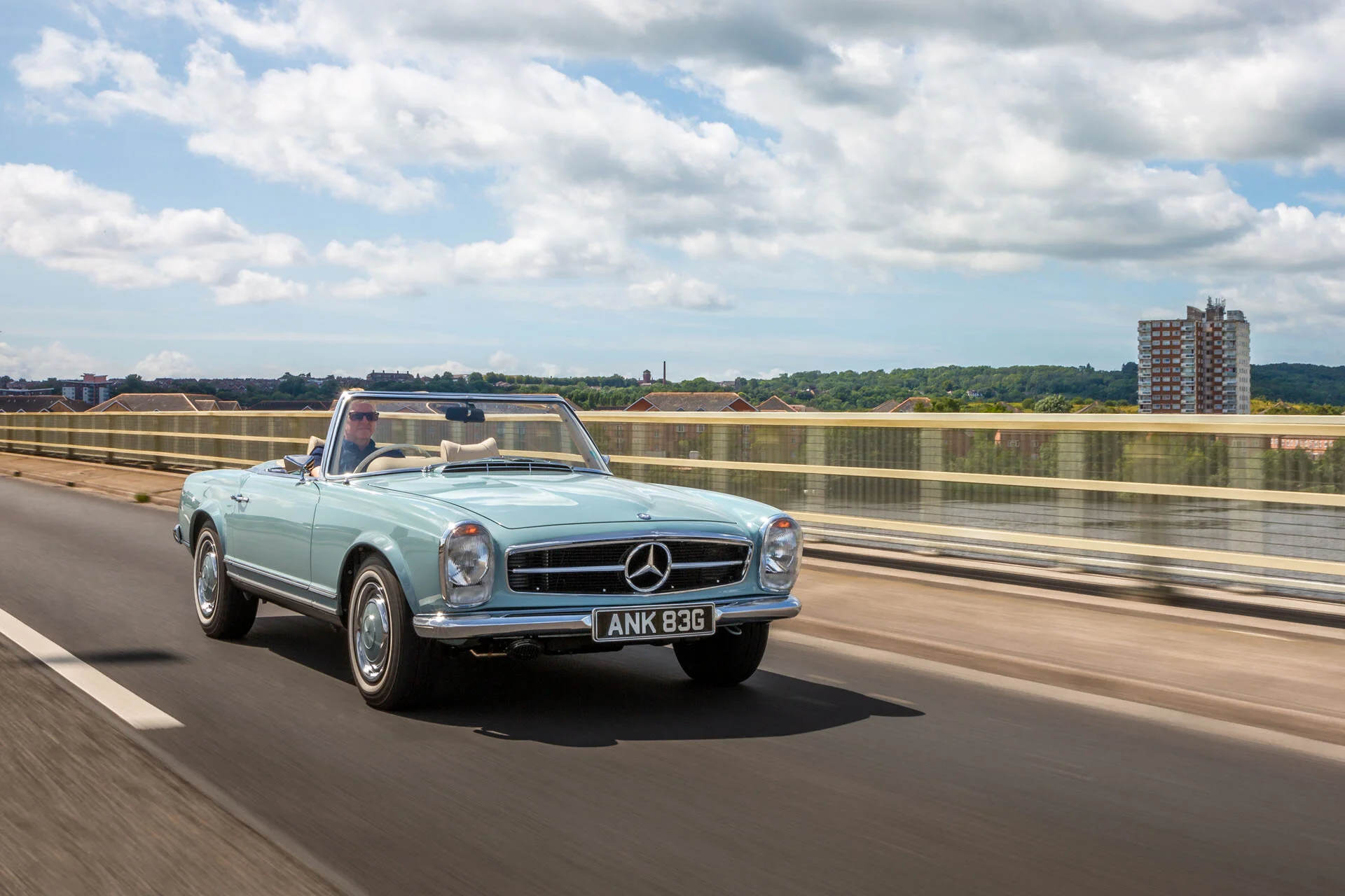 メル様 メルセデス―ベンツ113-280SLコンプリートエンジン販売